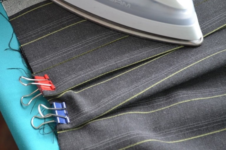 How to iron pleats