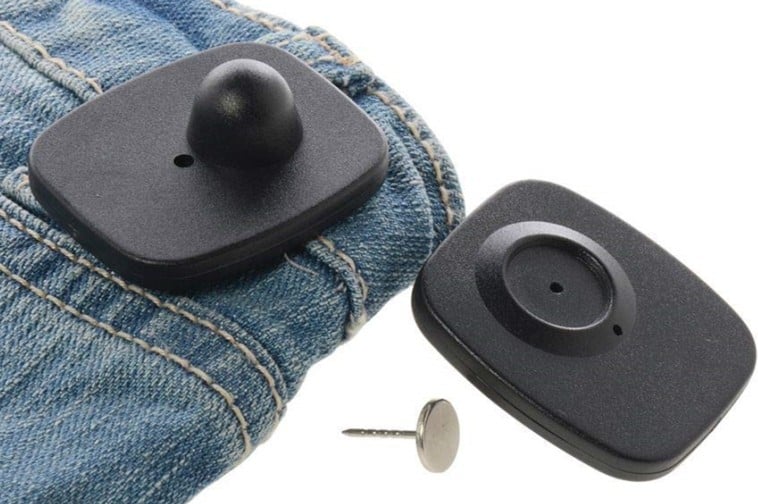 Magnetic security tags