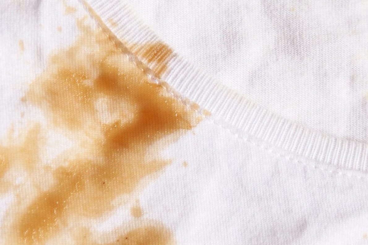 how to get cooking oil stains out of clothes