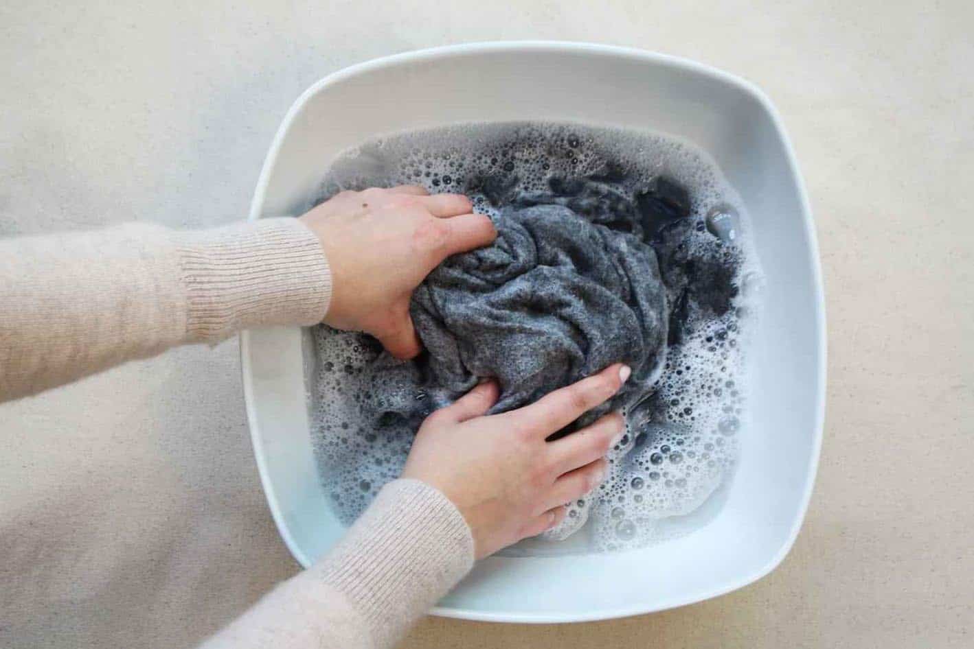 How to Wash Cashmere Sweater