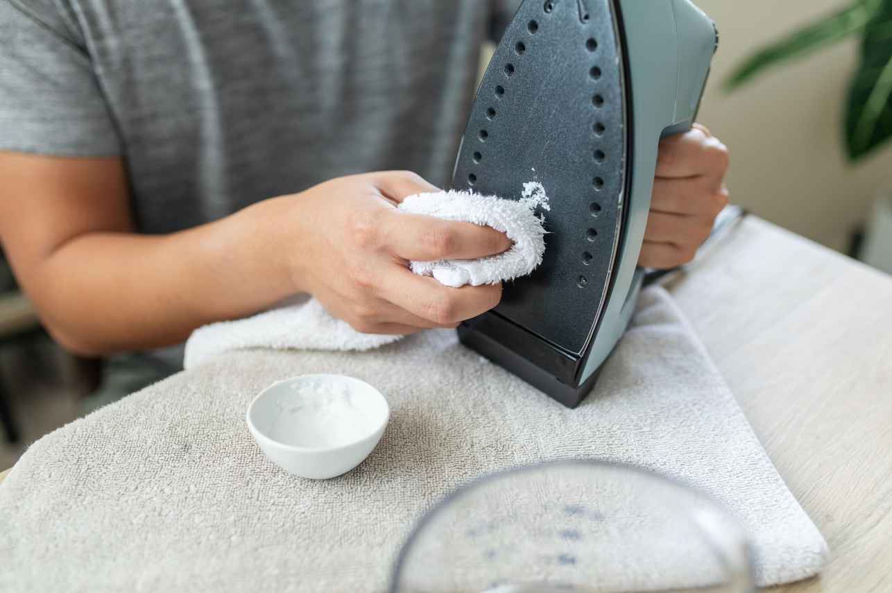 How to Deep Clean Iron